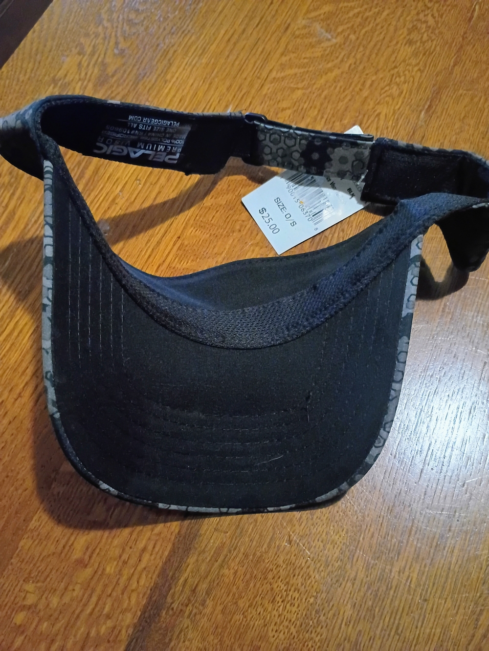 Pelagic Hex Camo Visor in Gray and Black NEW - Picture 2 of 3